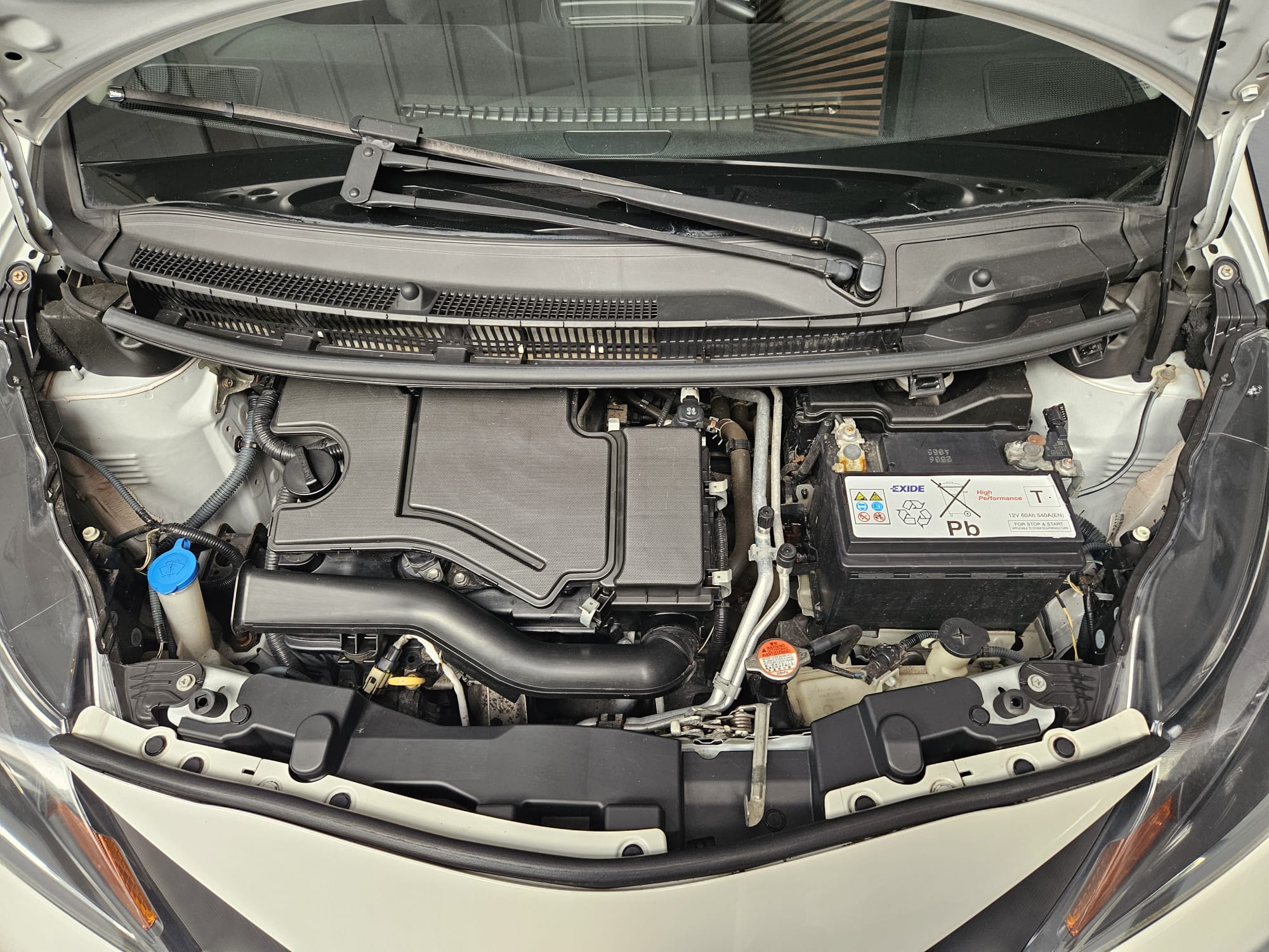Showroomklaar pakket in roosendaal , autowassen roosendaal , auto wassen bij DeBruijnCompany , Auto cleaning , Auto detailing  in roosendaal